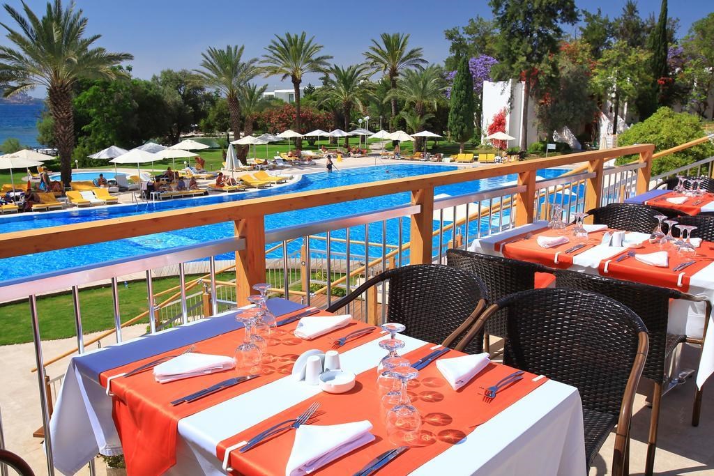 DoubleTree By Hilton Bodrum Isil Club Resort