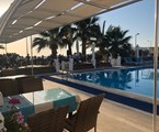 Sun & Sea Beach Hotel