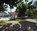 Akdeniz Beach Hotel: Территория отеля