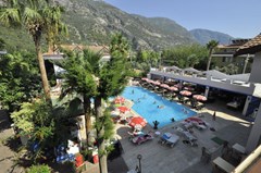 Akdeniz Beach Hotel: Открытый бассейн - photo 4