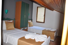 Katre Hotel - photo 10