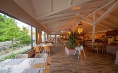 The Bay Beach Club Hotel: Ресторан - photo 5