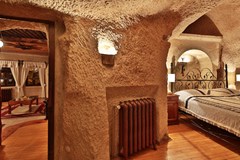 Cappadocia Cave Suites: Room - photo 22