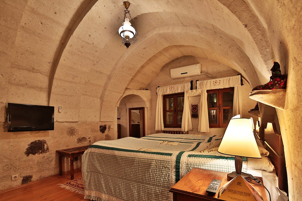 Cappadocia Cave Suites: Room TRIPLE DELUXE