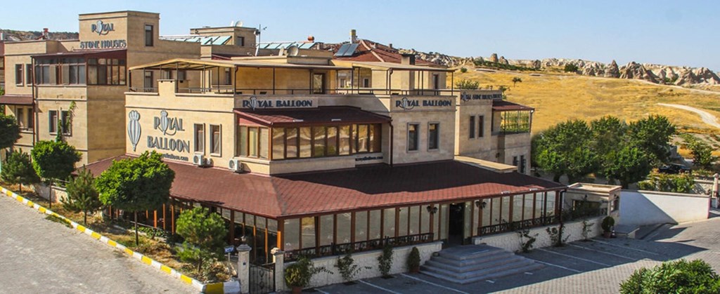 Royal Stone Houses: General view