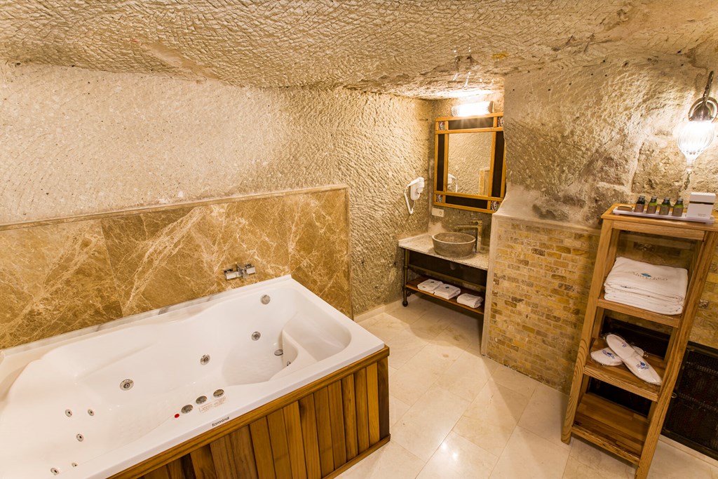 Imperial Cave Suites Hotel & Spa: Room SUITE COMFORT