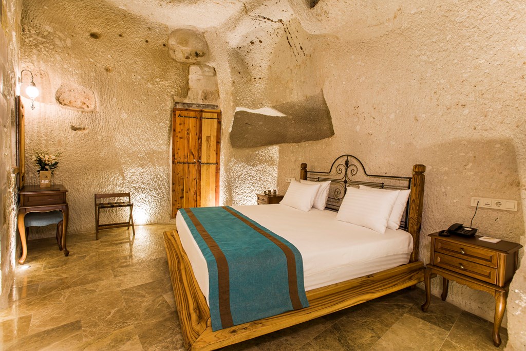 Imperial Cave Suites Hotel & Spa: Room SUITE KING SIZE BED