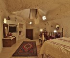 VILLAGE CAVE HOUSE HOTEL