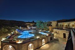 HOLIDAY CAVE HOTEL: General view - photo 10