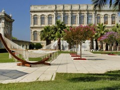 Ciragan Palace Kempinski: Территория отеля - photo 7