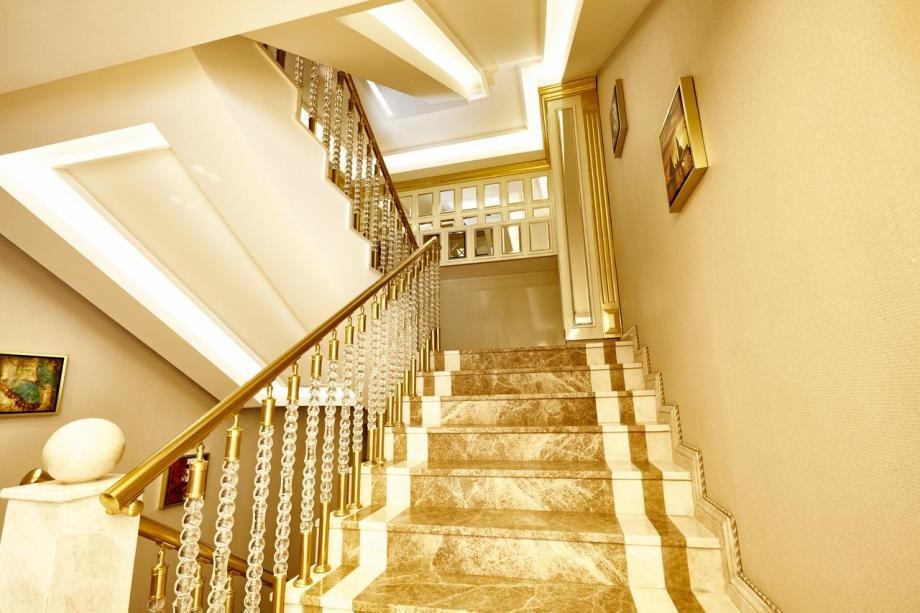 Beethoven Istanbul Hotel: Территория отеля