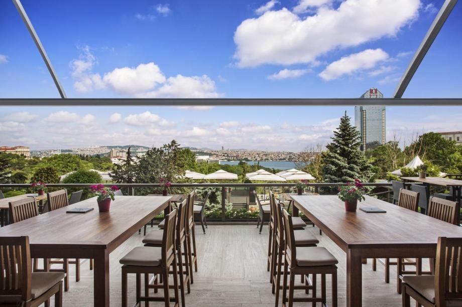 Hilton Istanbul Bosphorus Hotel: Ресторан