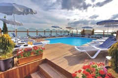 Trend Hotel Istanbul: Бассейн на крыше - photo 9