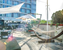 Golden Tulip Zira Belgrade: Terrace - photo 17