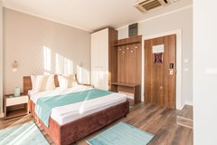 Balkan Hotel Garni: Room - photo 25