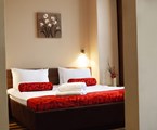 Balkan Hotel Garni: Room