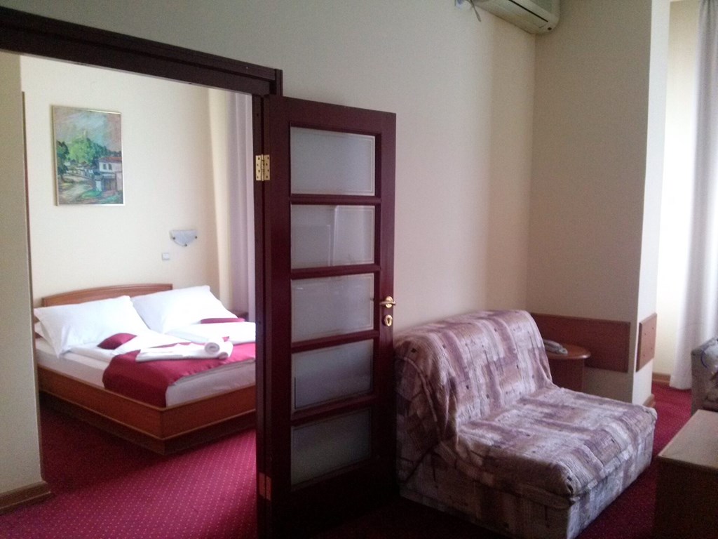 Hotel Kasina: Room