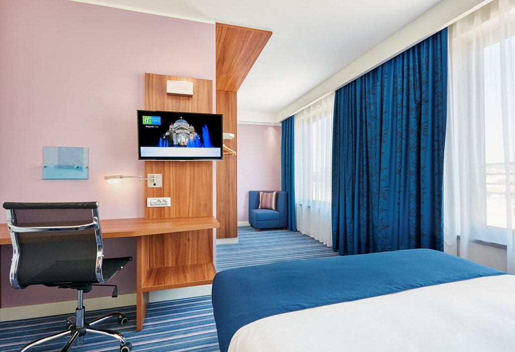 Holiday Inn Express Belgrade-City: Room