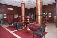 Palace Hotel: Bar - photo 4