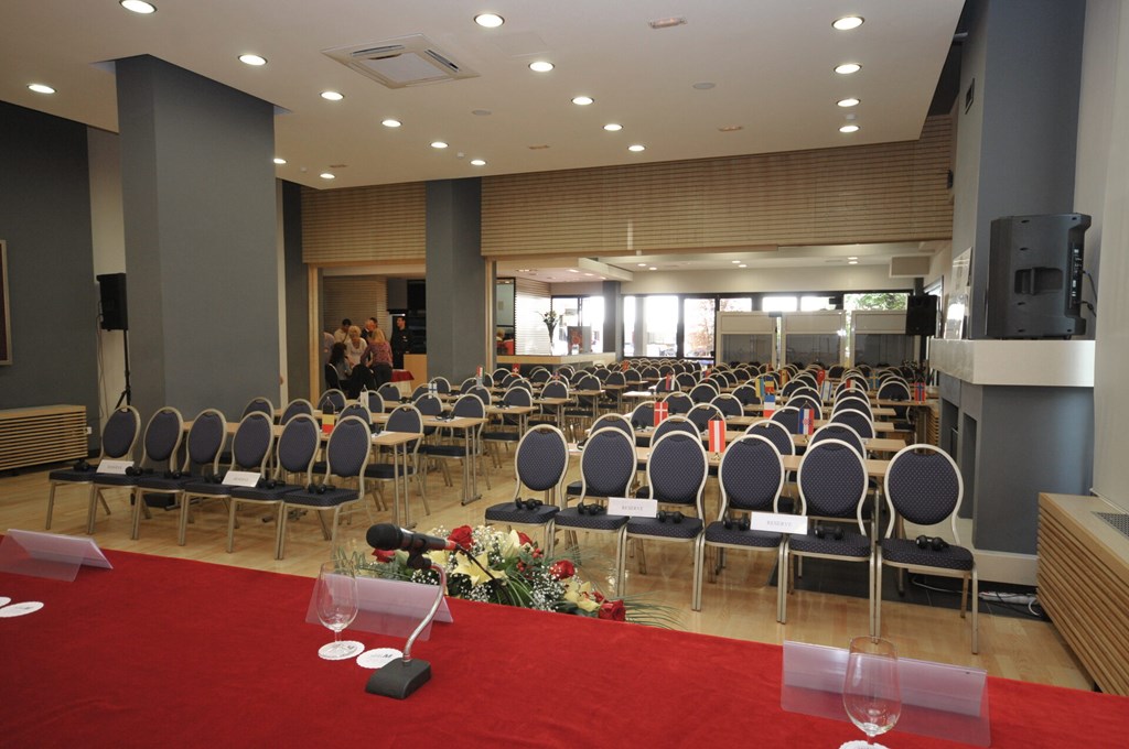 Hotel M: Conferences