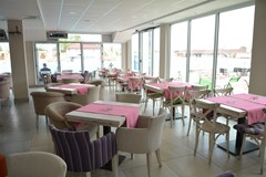 FLAMINGO RESORT: Restaurant - photo 18