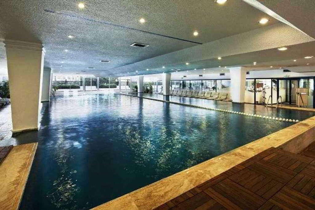 Dedeman Istanbul: Pool