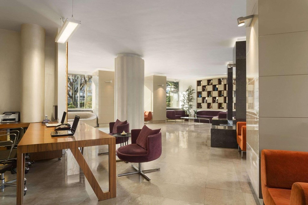 Ramada by Wyndham Istanbul Grand Bazaar: Lobby