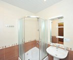 Snezhinka (Dombaj) Otel`: Junior Suite Junior Suite 2-местный в корпусе 3, 2-4 этаж 2-местный Junior suite