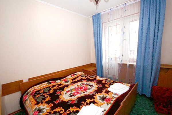 Snezhinka (Dombaj) Otel`: 2-местный 2-комнатный