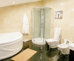 Solnechny`j Park Hotel&SPA 4* Otel`: Коттедж 4-местный 2-этажный  С/у