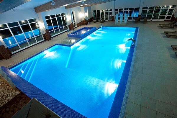 COUNTRY RESORT Otel`: Бассейн