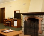 COUNTRY RESORT Otel`: Люкс 2-местный 1-комнатный номер с камином, корп.1-4 Люкс 2-местный (с камином)