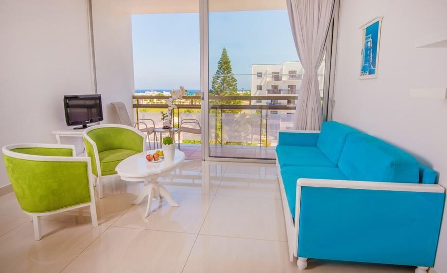 Marlita Beach Hotel Apartments