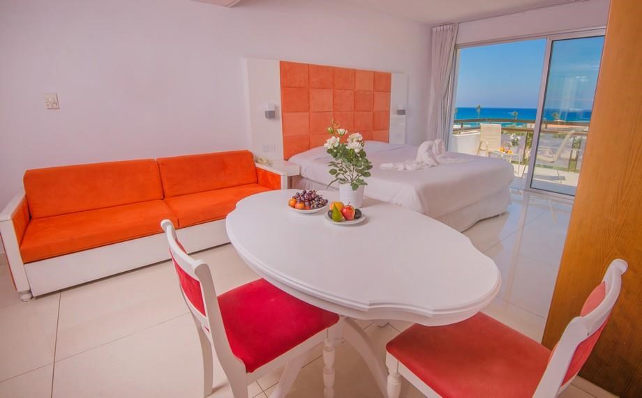 Marlita Beach Hotel Apartments