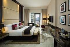 Millennium Place Marina: Room - photo 3