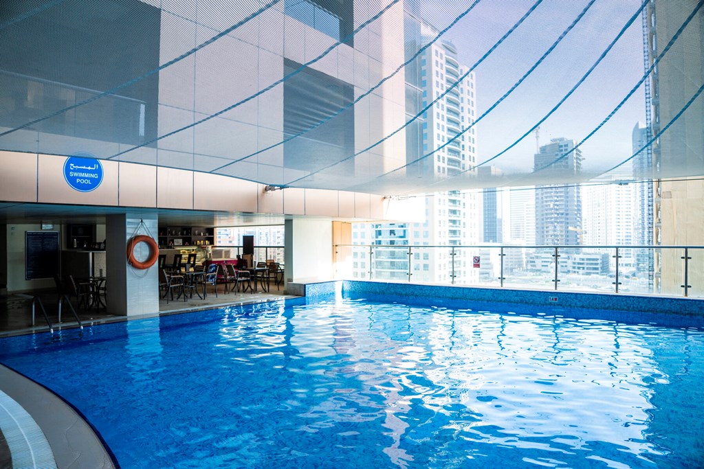 Mercure Hotel Suites & Apartments, Barsha Heights: Pool