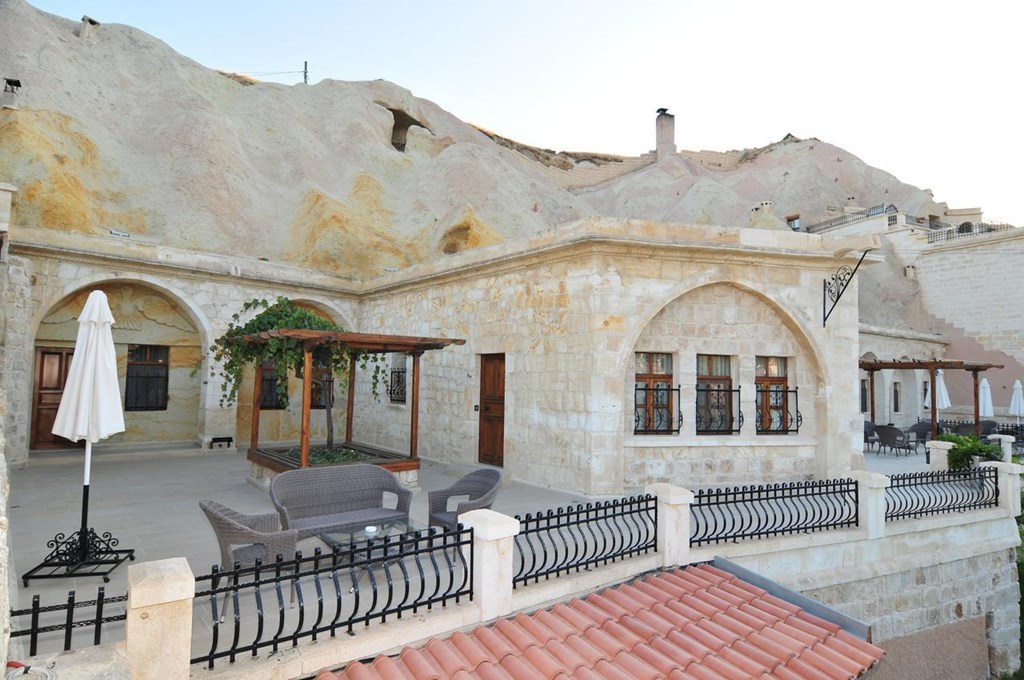 Alfina Cave Hotel