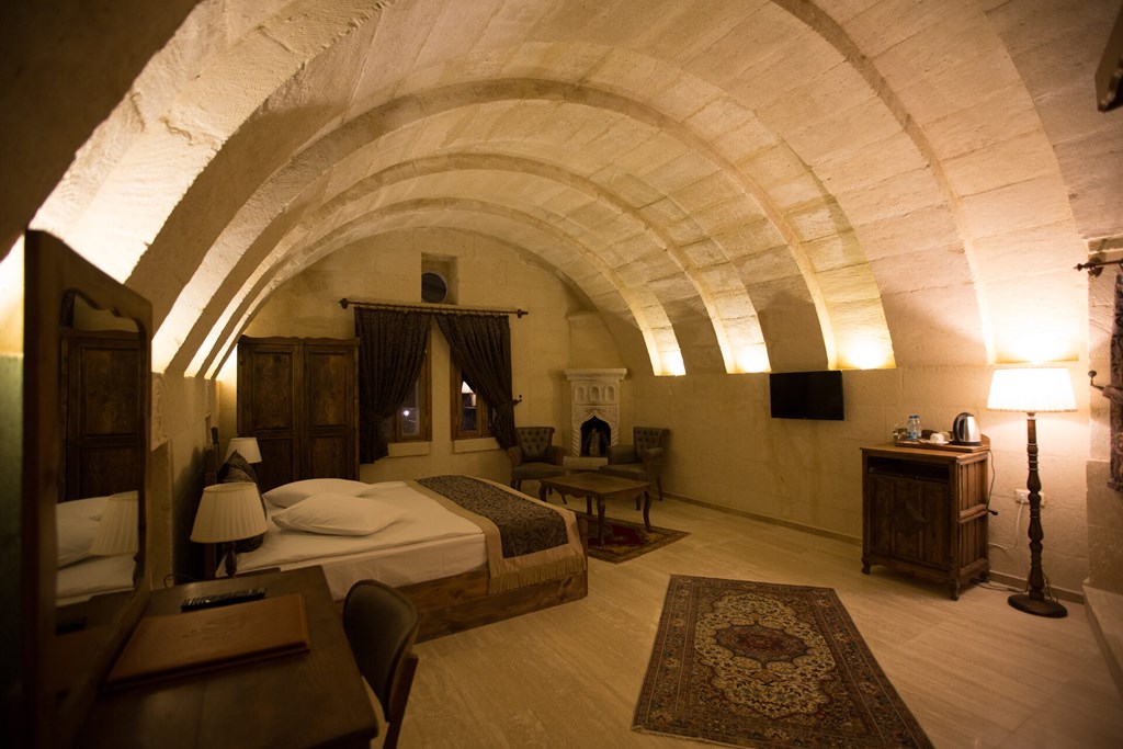 ALIA CAVE HOTEL: Room SUITE HONEYMOON