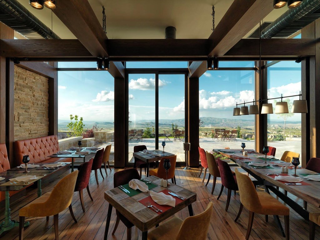 Ariana Sustainable Luxury Lodge: Restaurant