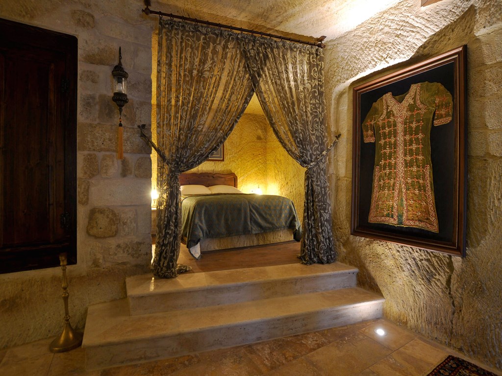 Kayakapi Premium Caves - Cappadocia: Room CAVE DELUXE