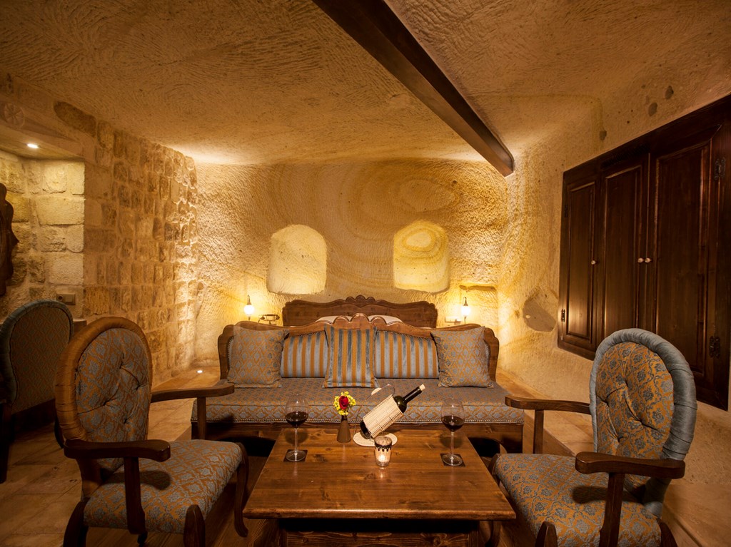 Kayakapi Premium Caves - Cappadocia: Room CAVE DELUXE