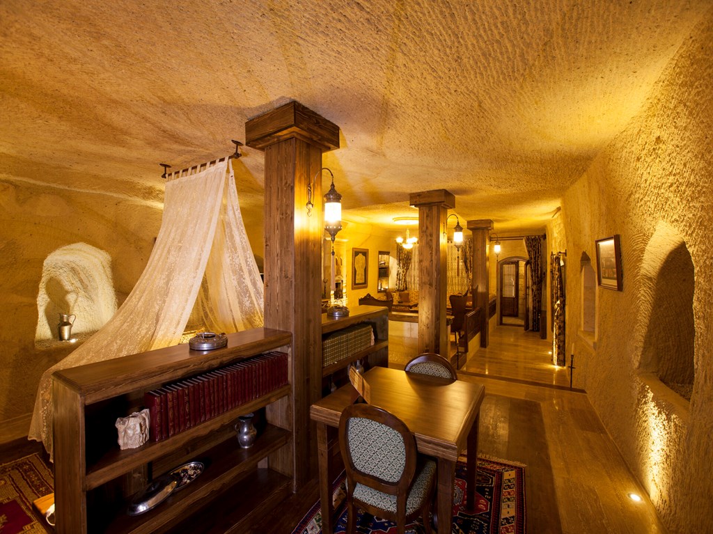 Kayakapi Premium Caves - Cappadocia: Room CAVE LUXURY