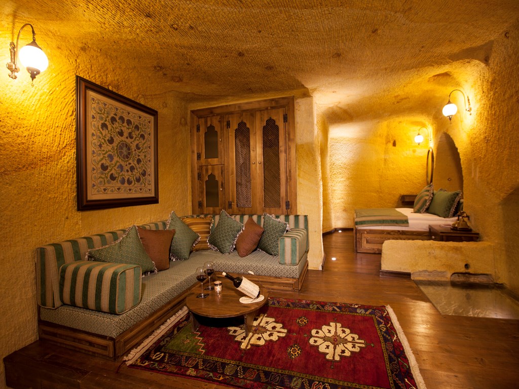 Kayakapi Premium Caves - Cappadocia: Room CAVE STANDARD