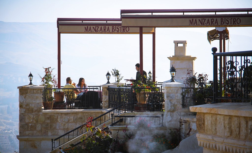 Kayakapi Premium Caves - Cappadocia: Terrace