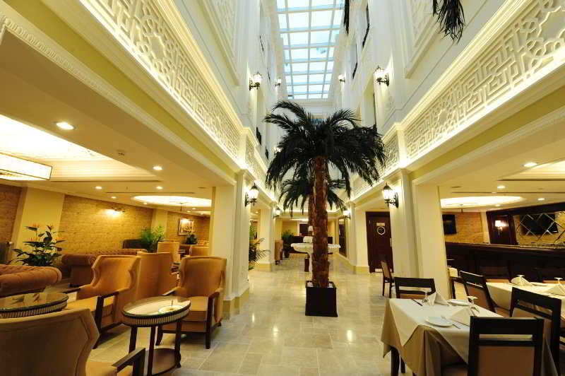 Emporium Hotel Istanbul: Lobby