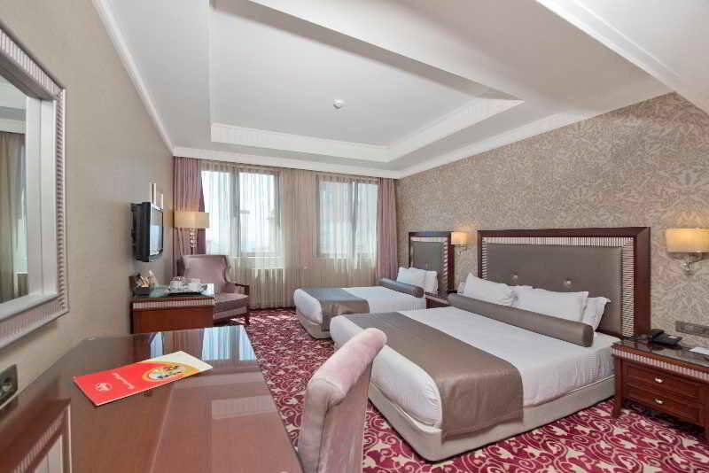 Emporium Hotel Istanbul: Room TRIPLE DELUXE