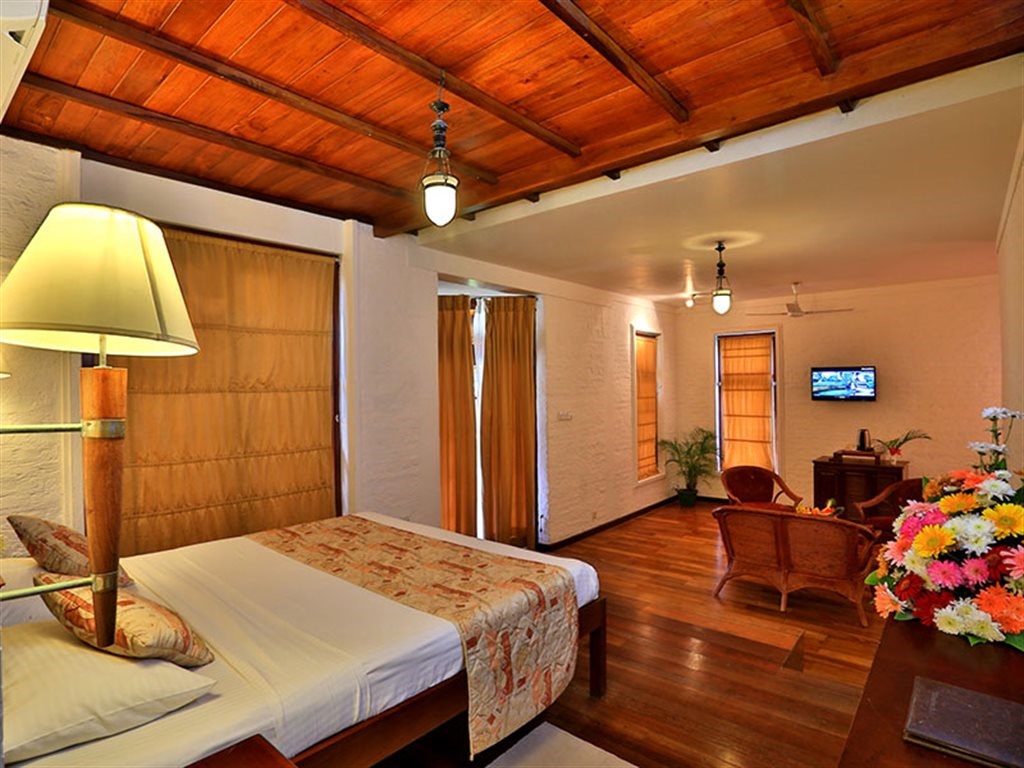 Hibiscus Beach Hotel: Beach Villa with Plunge Pool