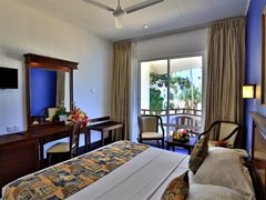 Hibiscus Beach Hotel - photo 12