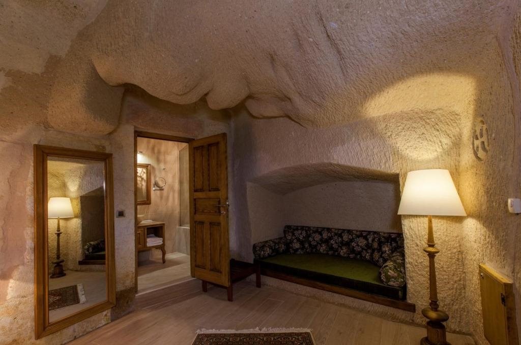 Utopia Cave Hotel