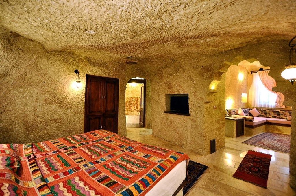 MDC Cave Hotel